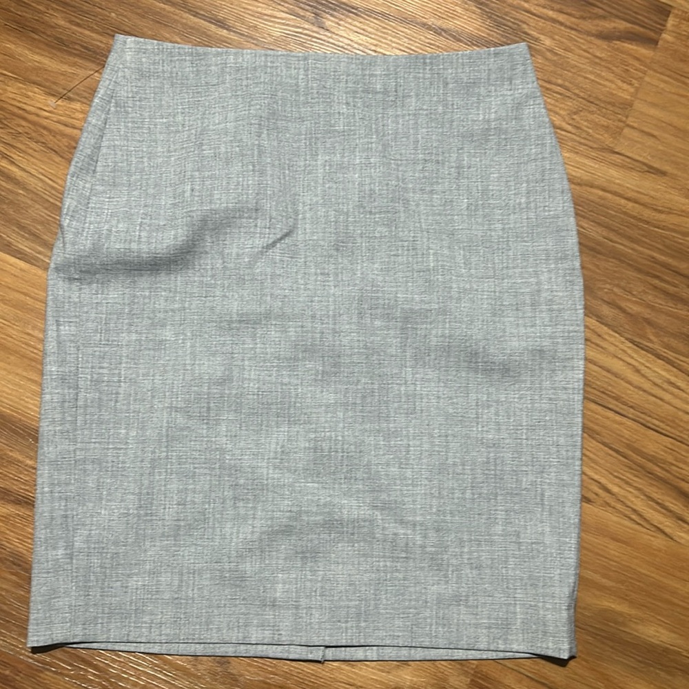 NWT 4P Banana Republic Gray Pencil Skirt